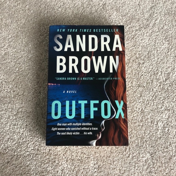 Other - 💥2/$20💥 Outfox by Sandra Brown